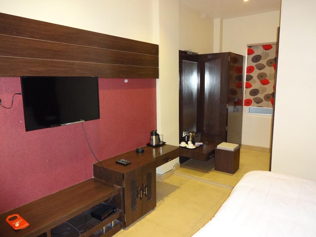 Hardik Resort أورشها الغرفة الصورة